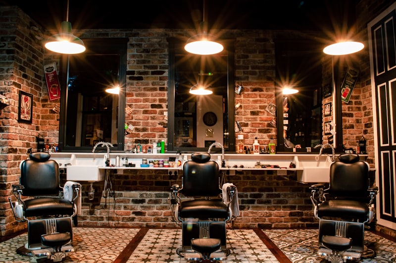 Barbier bei der Arbeit